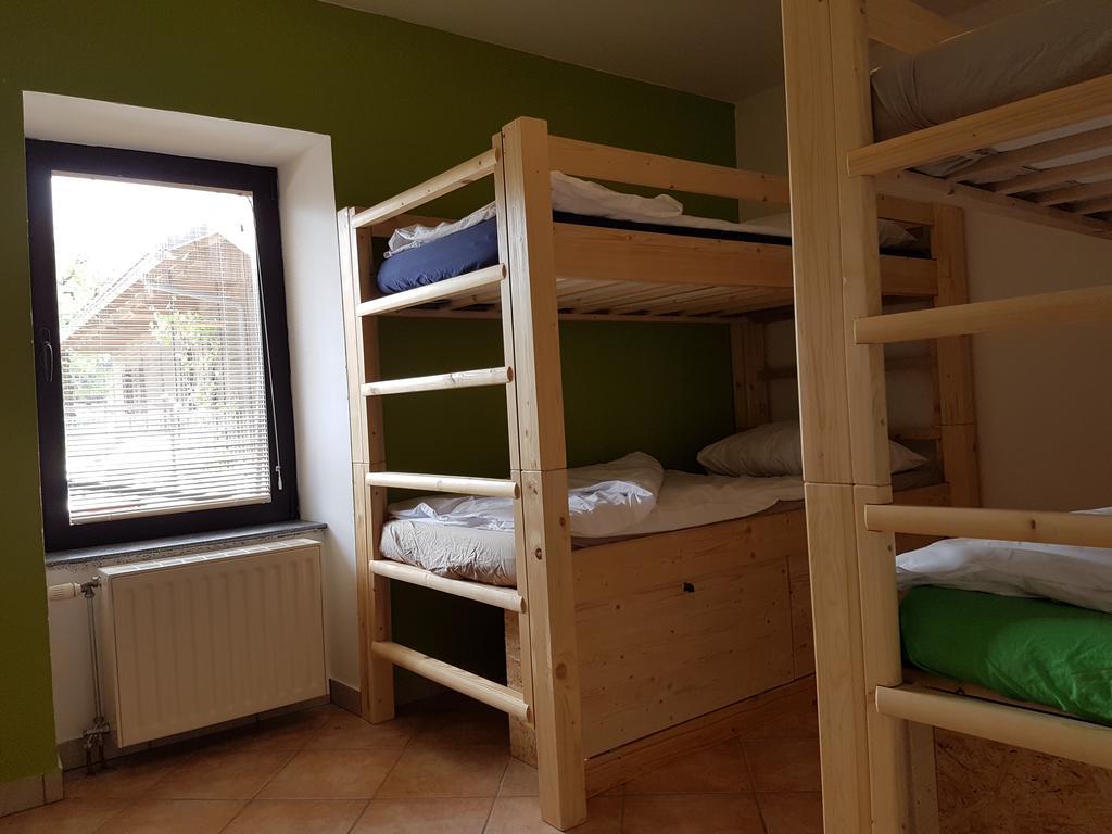 Hostel โบเว็ก ภายนอก รูปภาพ